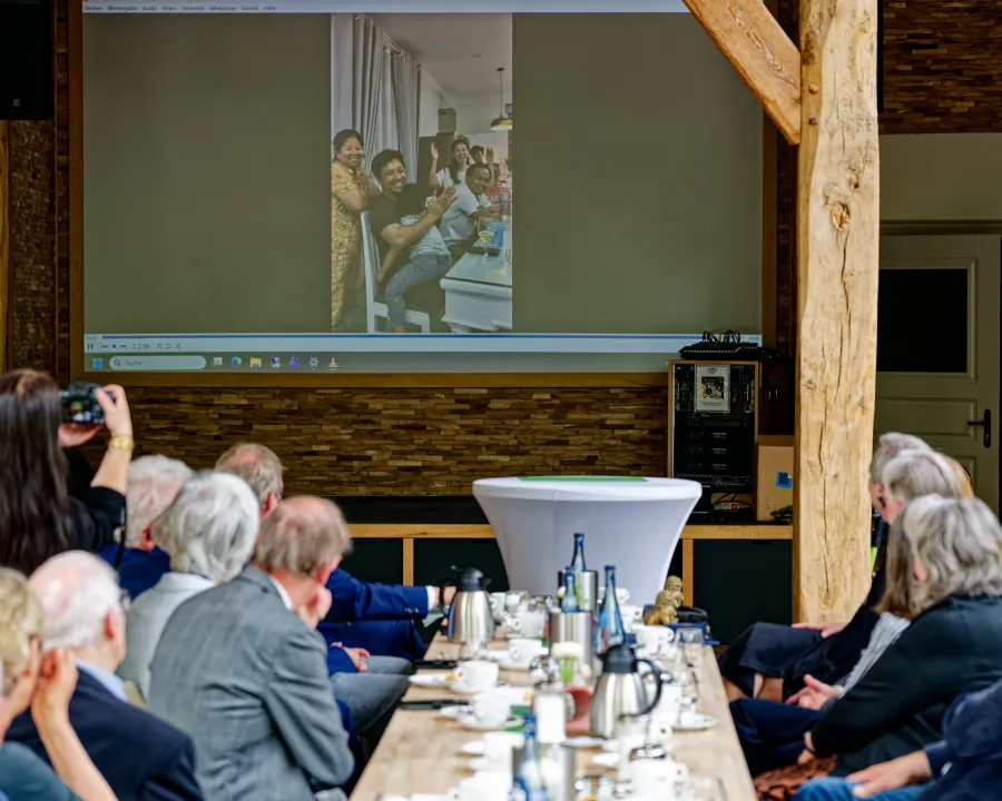 Digitaler Gruß aus Kambodscha