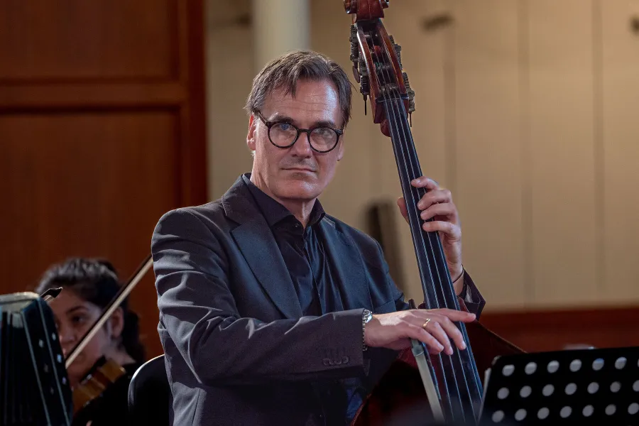 Kontrabassist Rüdiger Ludwig