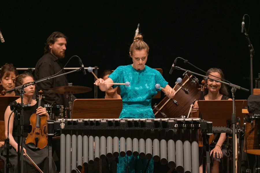 Spielte und moderierte: Lucy Landymore