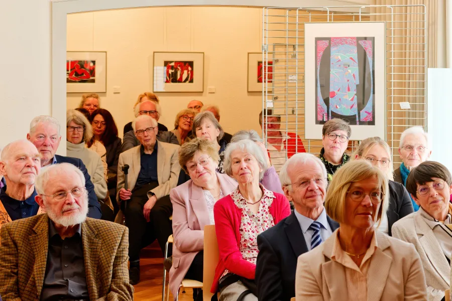 Vernissage im Kunsthaus Leer: Dr. Walter Baumfalk im Publikum