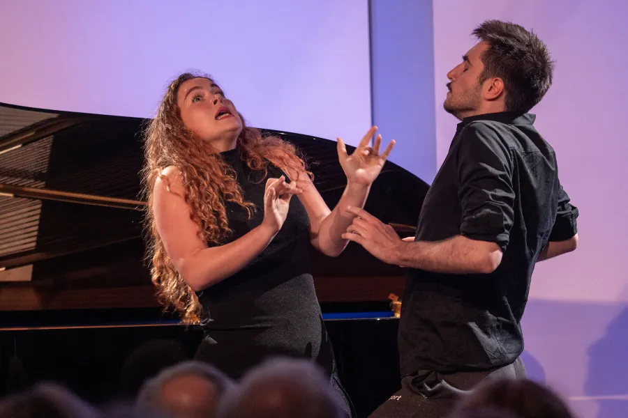Können Schauspiel, aber auch Musical: Charlotte Vogel und Nikita Heimann