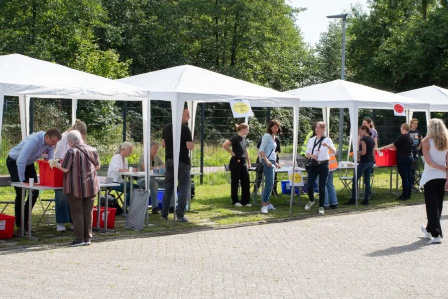 Blick auf die verschiedenen Stationen bei der Übung des Notfallverbunds.